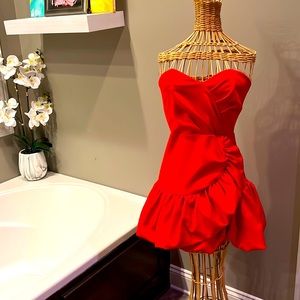 DO+BE red strapless dress size S
